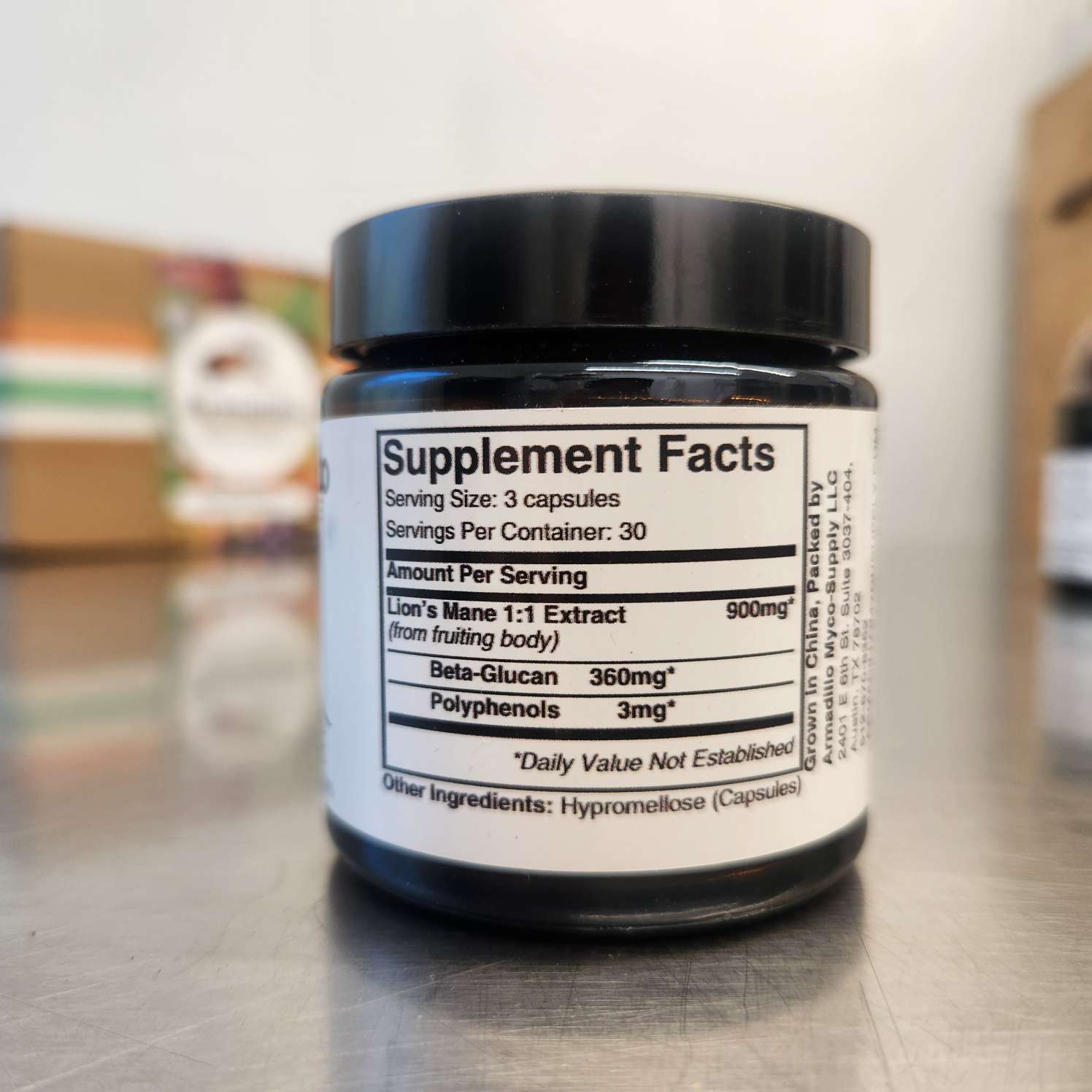 Supplement facts panel of Armadillo Myco Supply Lion’s Mane Mushroom Extract, showing serving size, amount per serving, and active ingredients for cognitive and immune support.